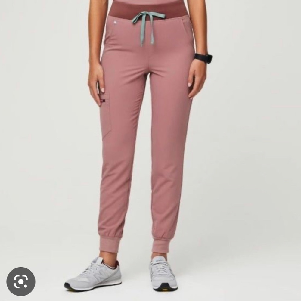Mineral Mauve SP Figs Midrise Joggers